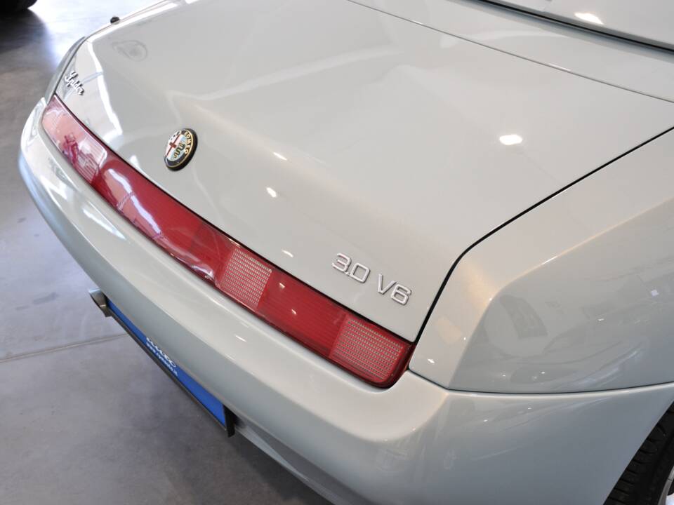 Immagine 41/41 di Alfa Romeo Spider 3.0 V6 12V (2000)
