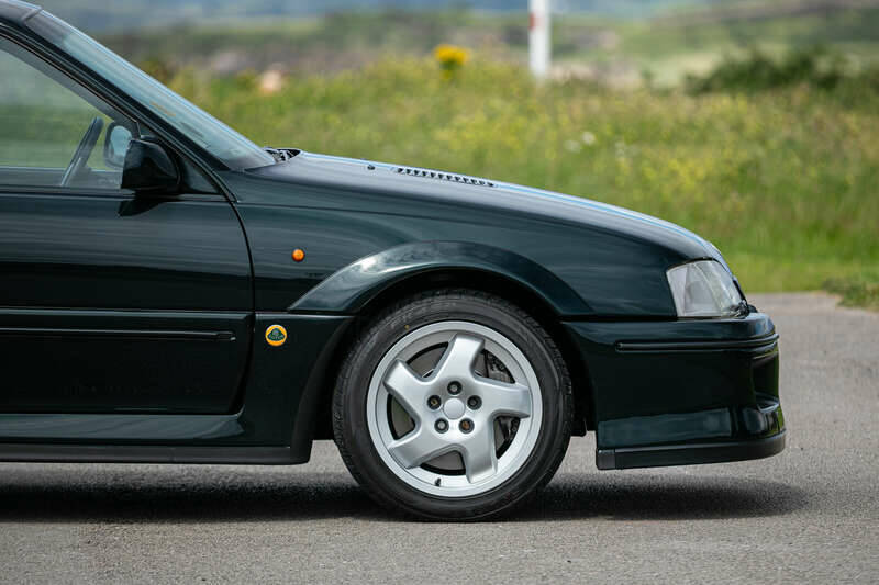 Bild 24/50 von Vauxhall Lotus Carlton 3.6 (1993)