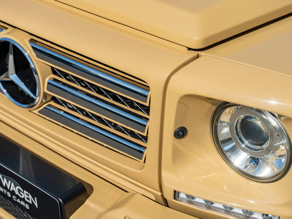 Image 9/33 of Mercedes-Benz G 500 (LWB) (2017)