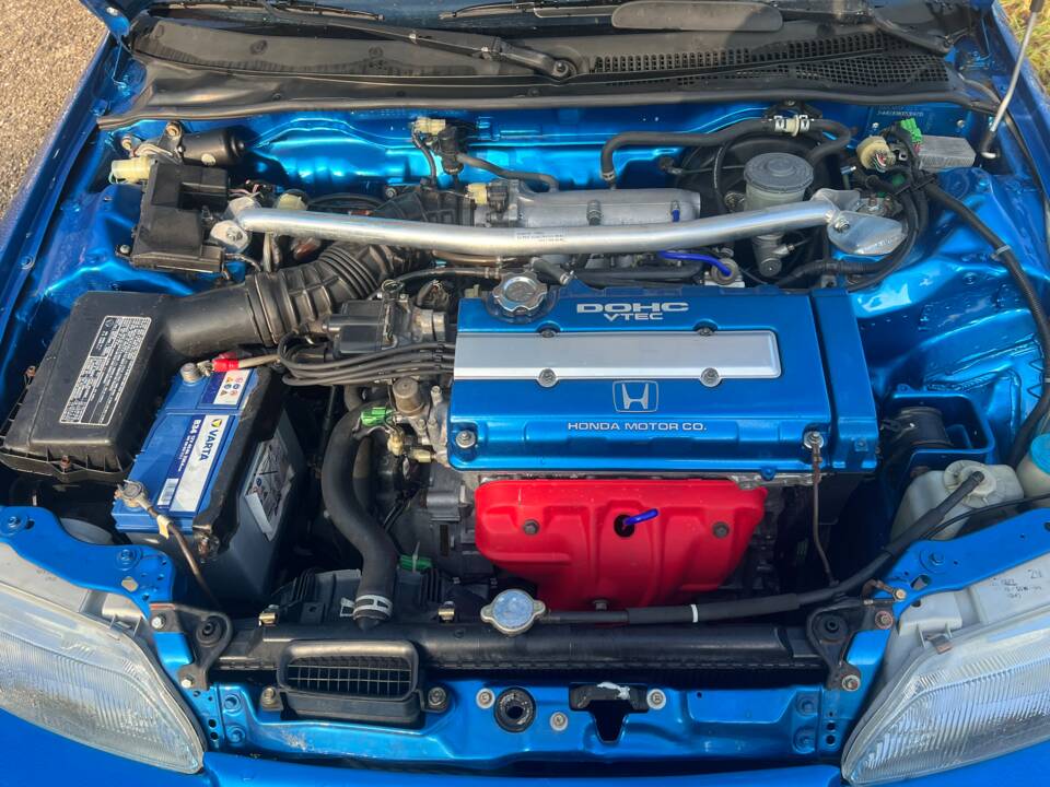 Bild 4/6 von Honda CRX 1.6i 16V (1992)