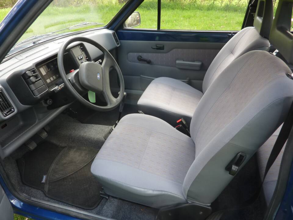 Immagine 5/9 di Ford Fiesta 1.1 (1988)