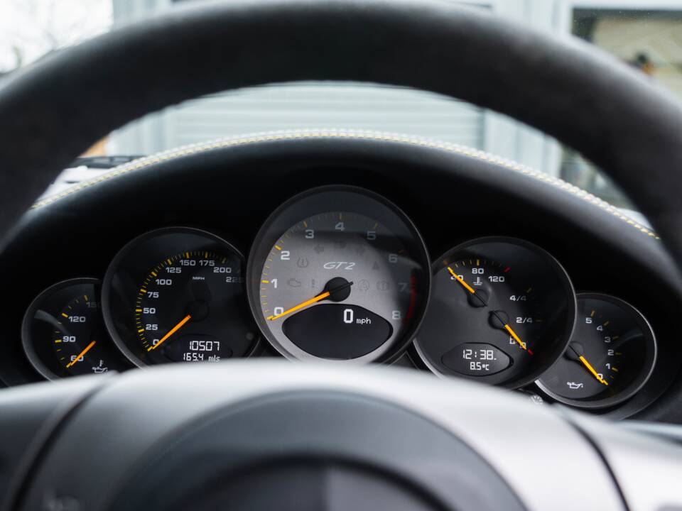 Bild 30/52 von Porsche 911 GT2 (2008)