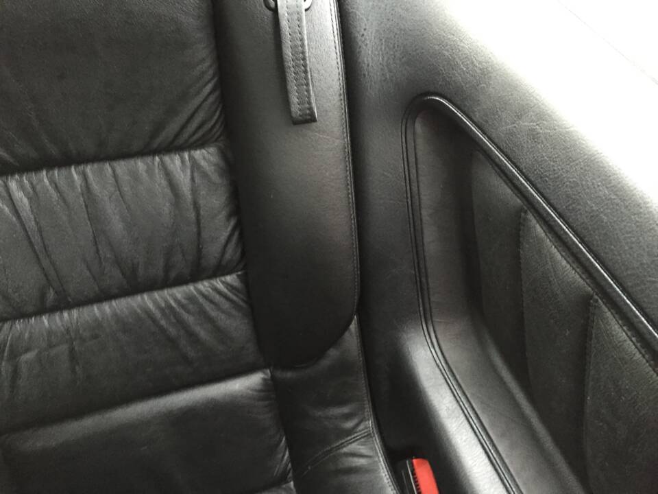 Immagine 14/28 di BMW 850CSi (1993)