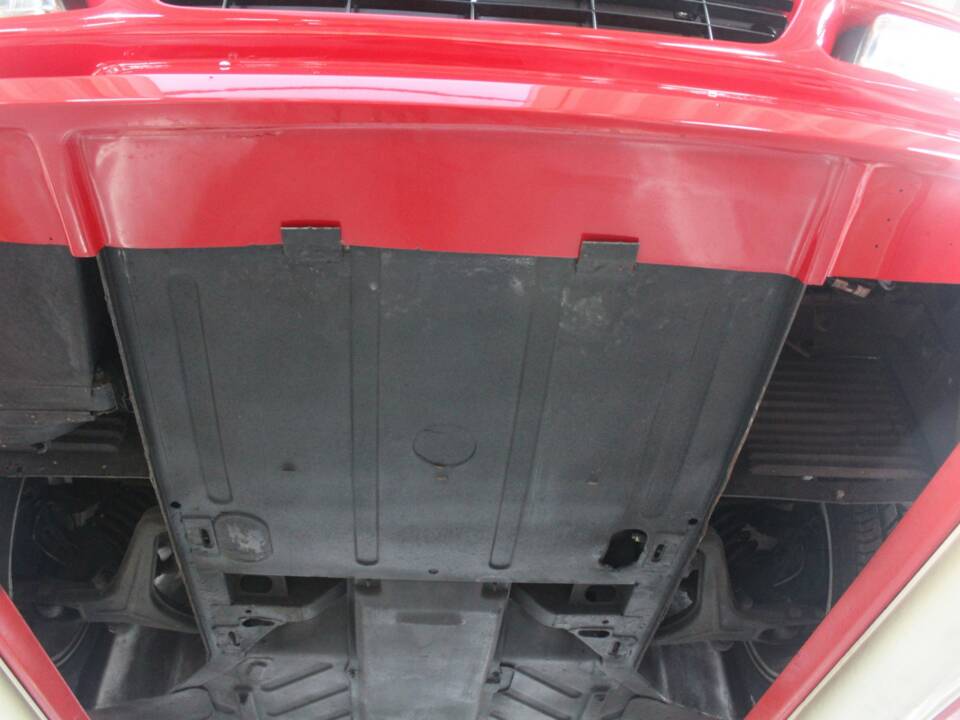 Bild 13/50 von Ferrari 348 TS (1991)