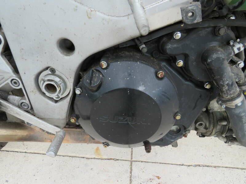 Bild 20/32 von Suzuki TL 1000R (1999)