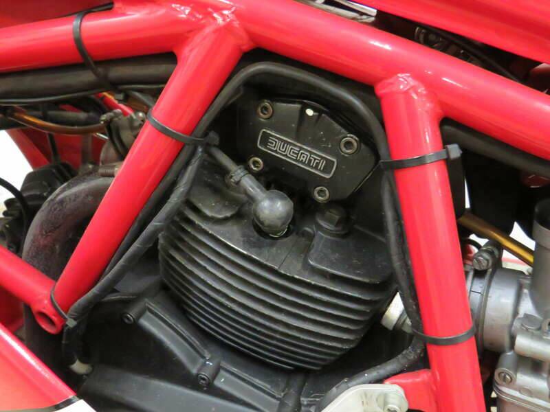 Bild 23/42 von Ducati 750 F1 (1987)