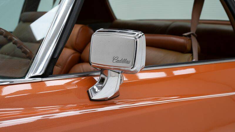 Image 12/15 of Cadillac Fleetwood Eldorado Coupe (1975)