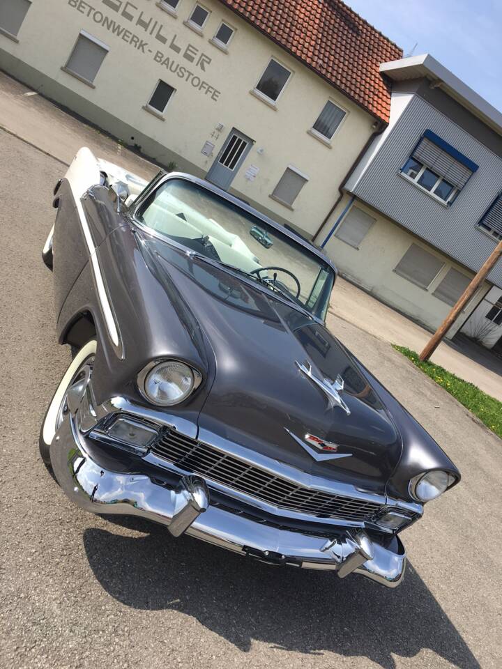 Image 13/20 of Chevrolet Bel Air Convertible (1956)