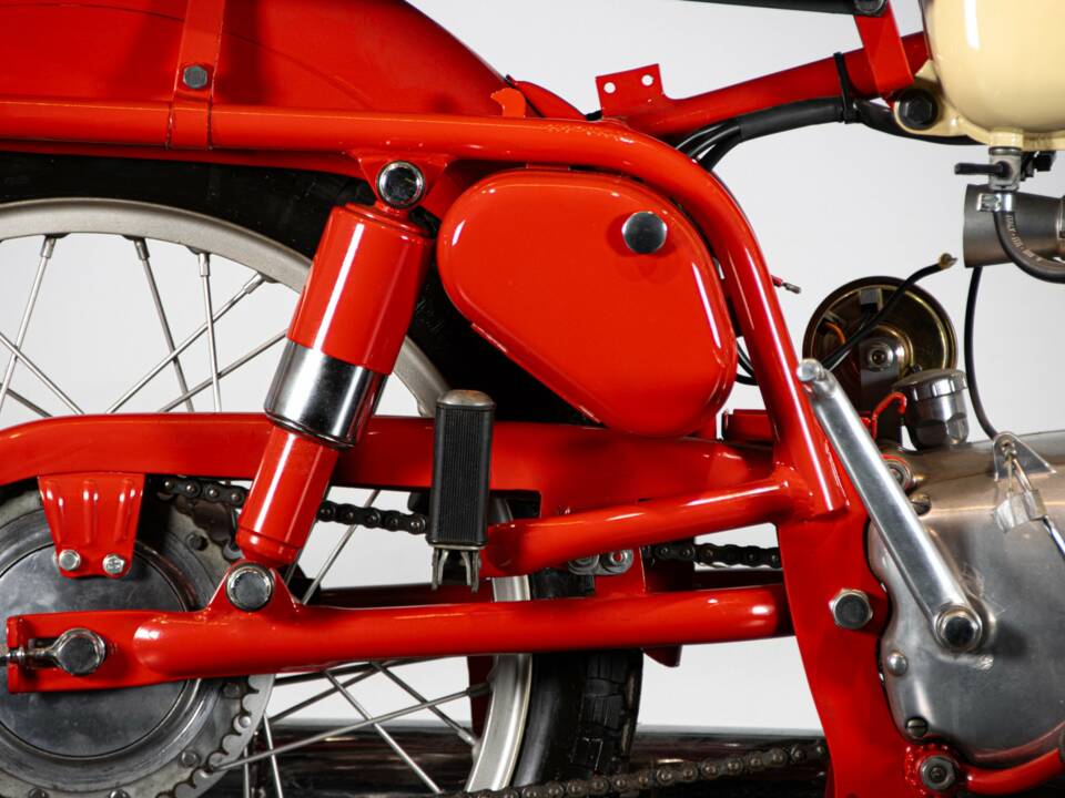 Bild 9/50 von Gilera 175 Sport (1958)