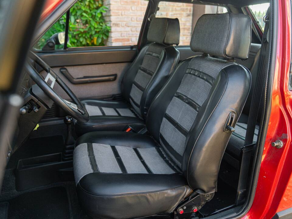 Image 32/50 of FIAT Ritmo 105 TC (1990)