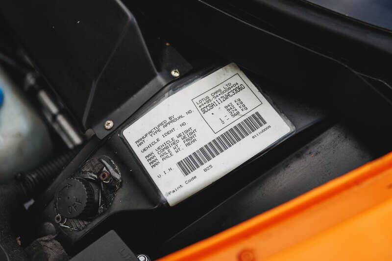 Image 42/50 of Lotus Elise 111 (1998)