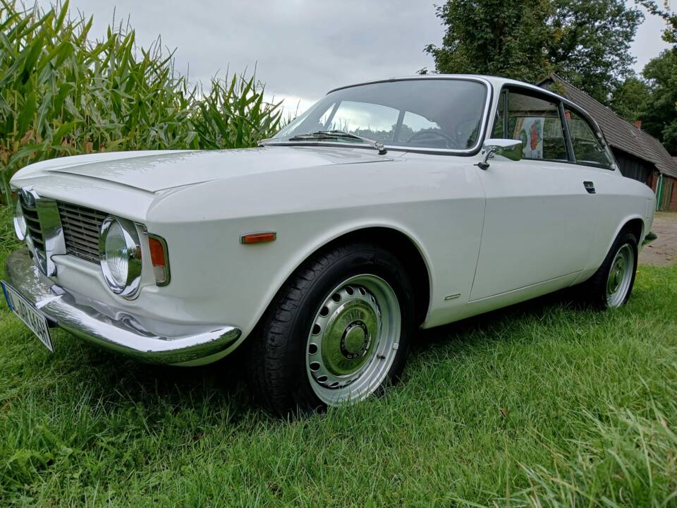 Bild 16/23 von Alfa Romeo Giulia 1600 Sprint GT (1964)