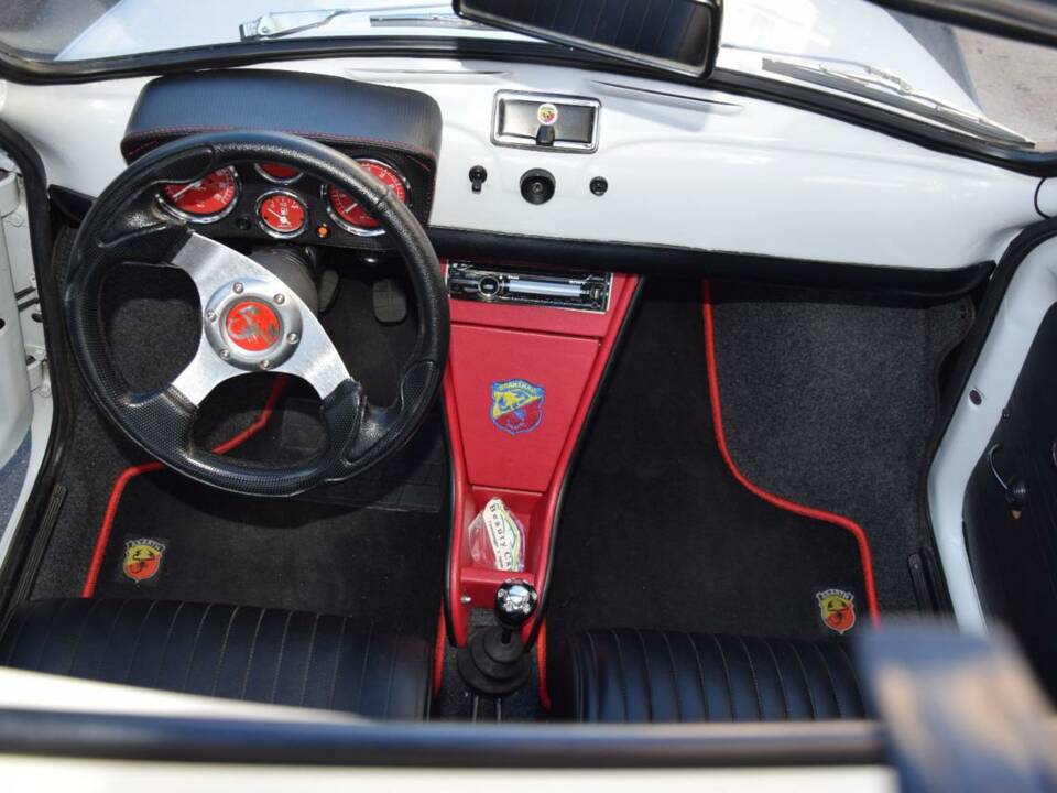 Bild 24/28 von FIAT 500 R (1974)