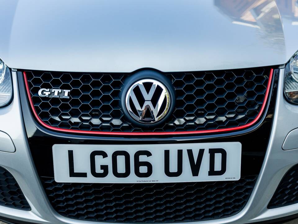 Bild 33/50 von Volkswagen Golf V GTI (2006)