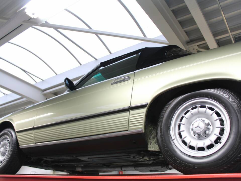 Imagen 45/50 de Mercedes-Benz 450 SL (1973)