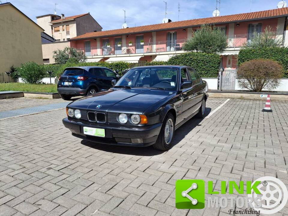 Image 3/10 de BMW 520i (1991)