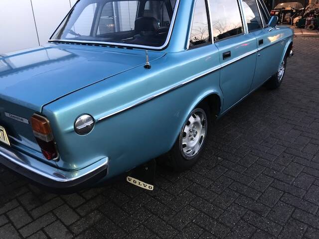 Image 29/91 of Volvo P 144 GL (1972)