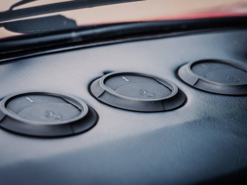 Imagen 50/50 de Ferrari 308 GTBi (1981)