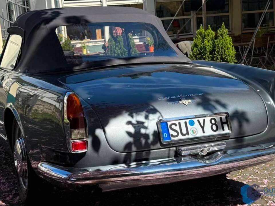 Bild 7/98 von Alfa Romeo 2000 Spider (1960)