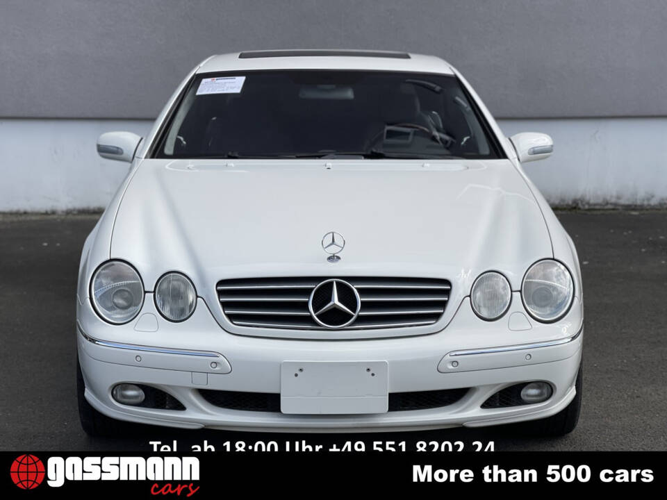 Immagine 2/15 di Mercedes-Benz CL 600 (2002)