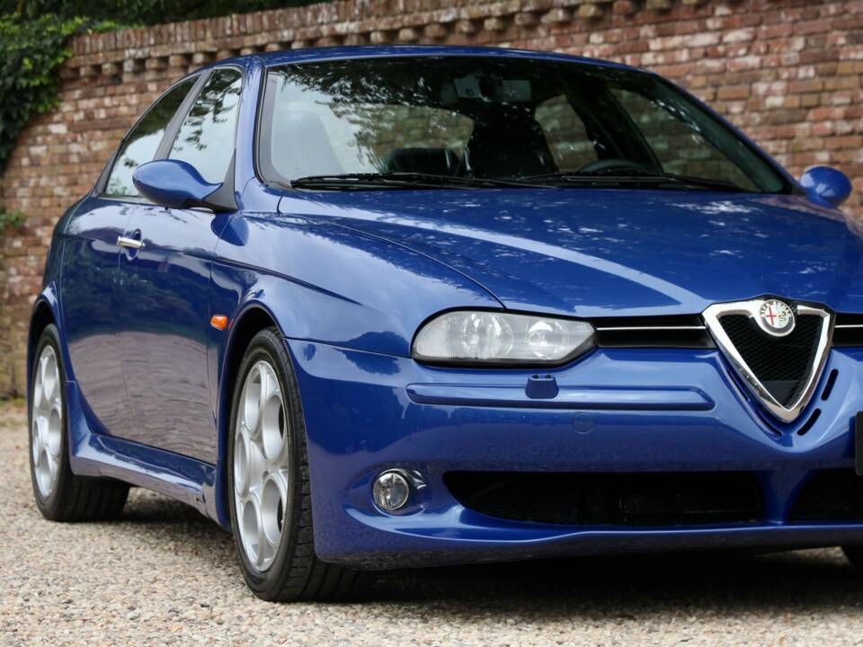 Imagen 28/50 de Alfa Romeo 156 3.2 V6 GTA (2003)