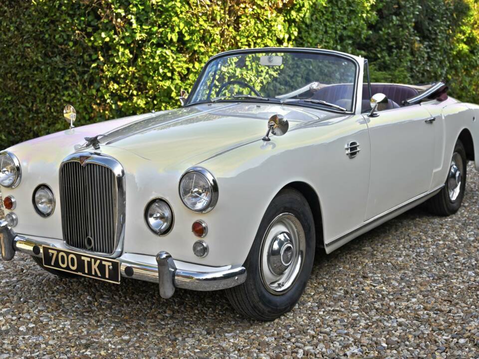 Image 5/38 of Alvis TD 21 (1962)