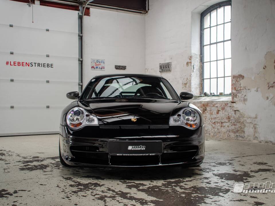 Image 4/13 de Porsche 911 GT3 (2004)