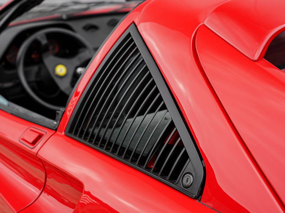 Image 10/30 of Ferrari 328 GTS (1989)