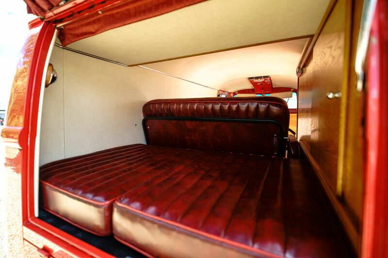 Image 21/50 of Volkswagen T1 panel van (1963)