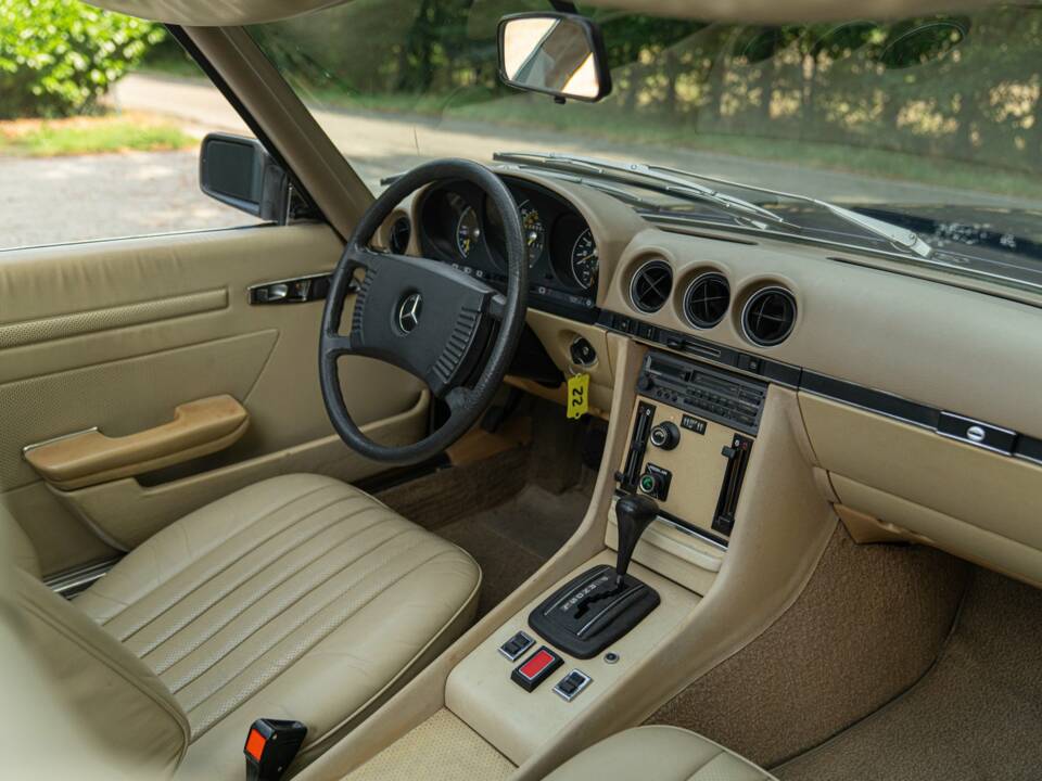 Image 41/50 de Mercedes-Benz 450 SL (1977)