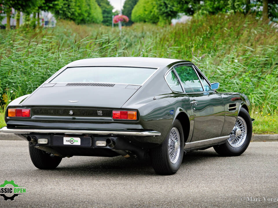 Image 42/50 of Aston Martin DBS (1970)