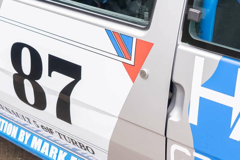 Image 13/50 of Renault R 5 GT Turbo (1987)