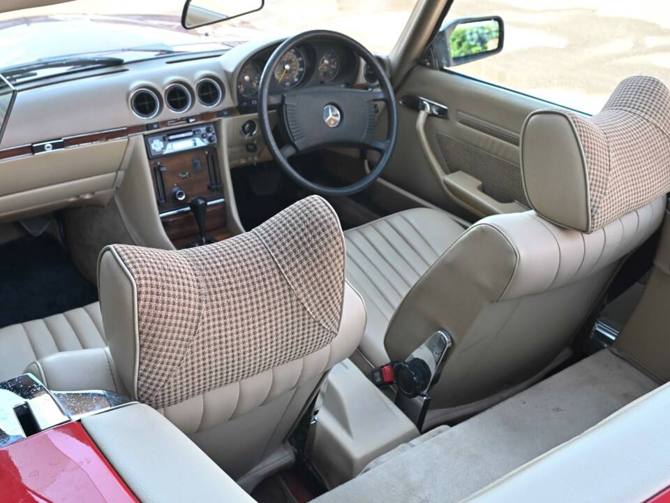 Image 28/50 of Mercedes-Benz 350 SL (1979)