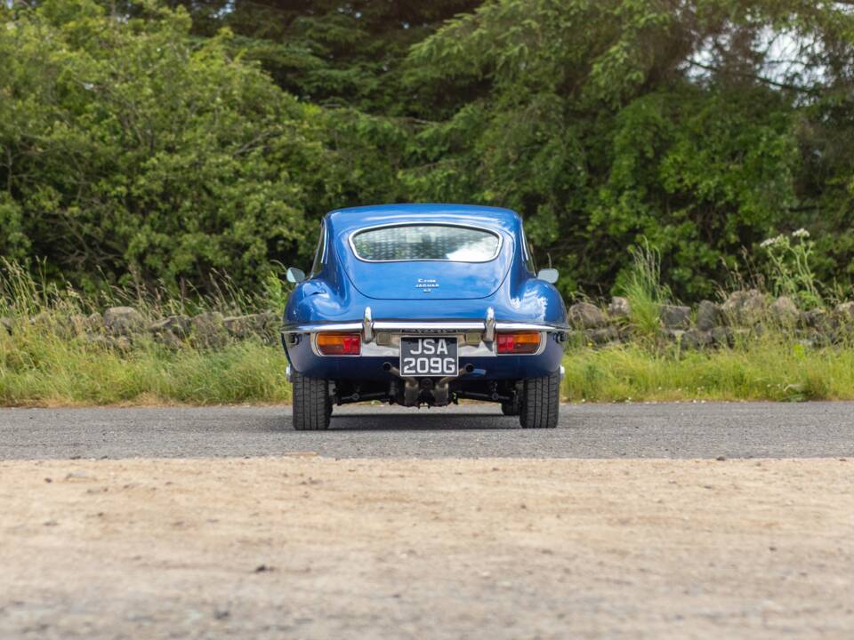 Image 49/50 of Jaguar E-Type (2+2) (1968)