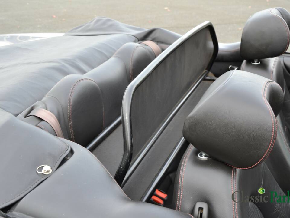 Image 36/50 of Jaguar XKR &quot;Silverstone&quot; (2000)