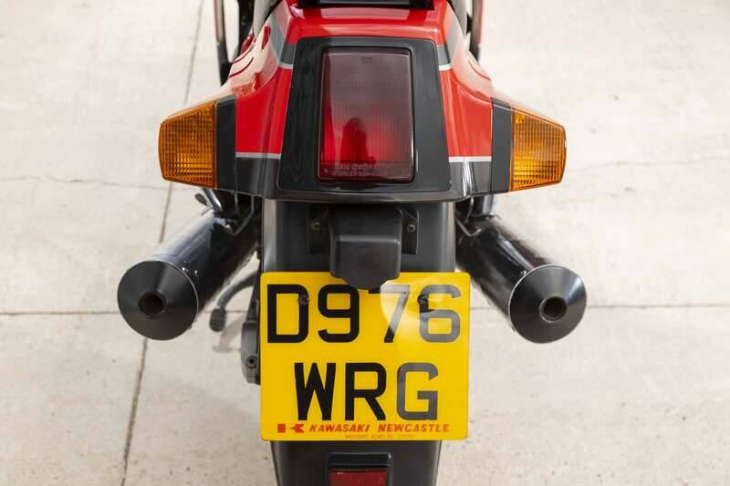 Bild 24/49 von Kawasaki GPz 1000RX (1987)