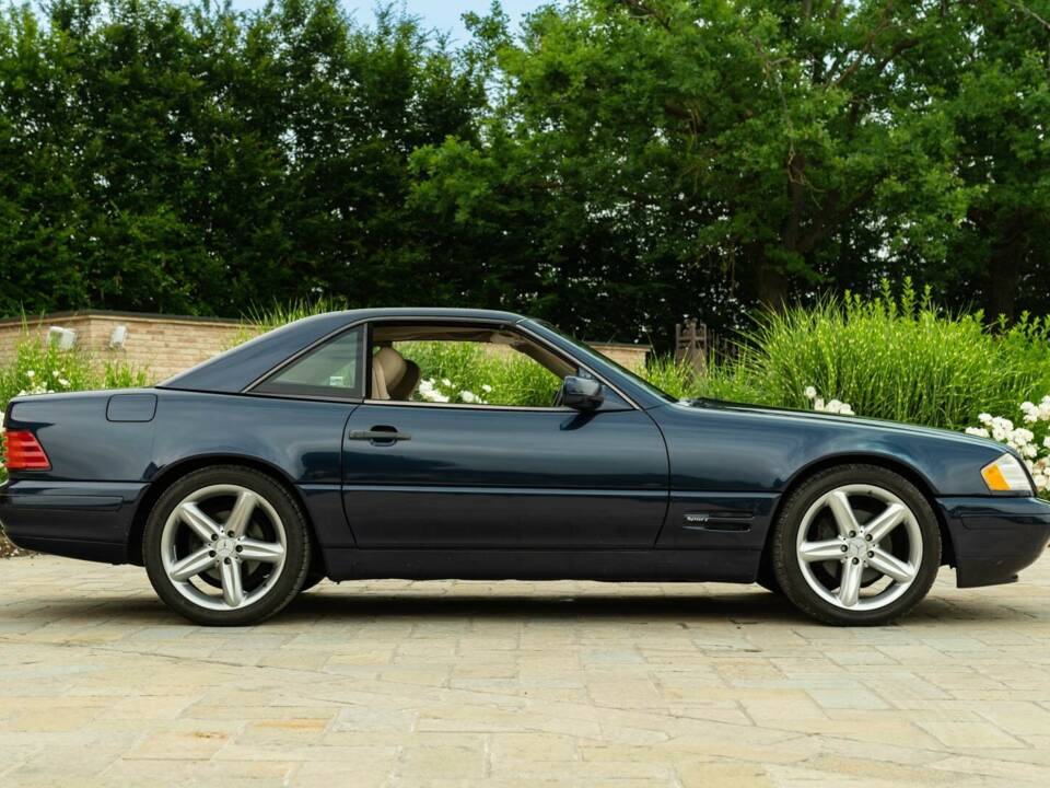 Image 5/50 de Mercedes-Benz SL 500 (1998)