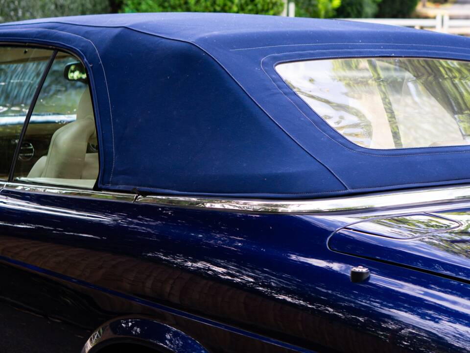 Bild 44/50 von Rolls-Royce Corniche V (2001)