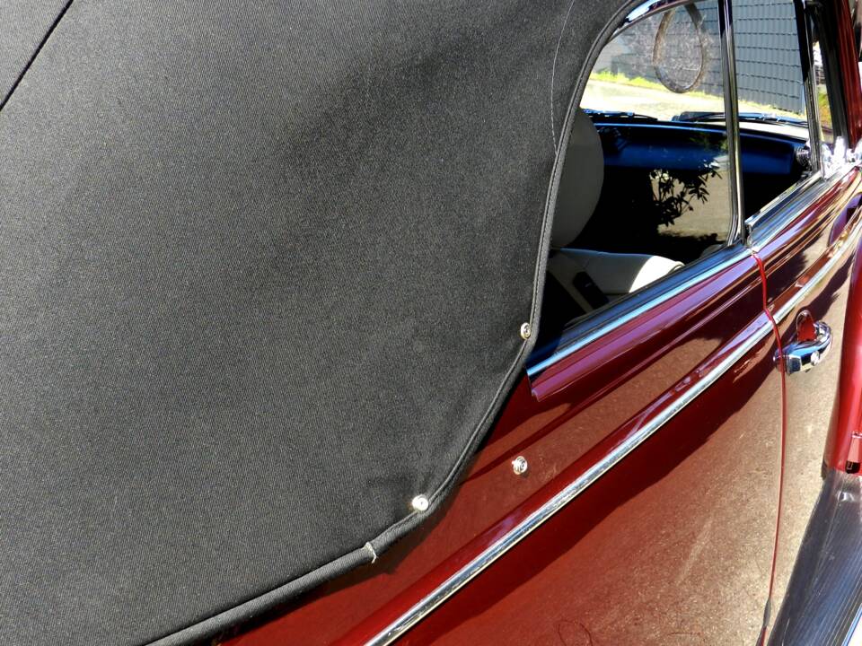 Image 22/54 de Volkswagen Beetle 1303 LS (1978)