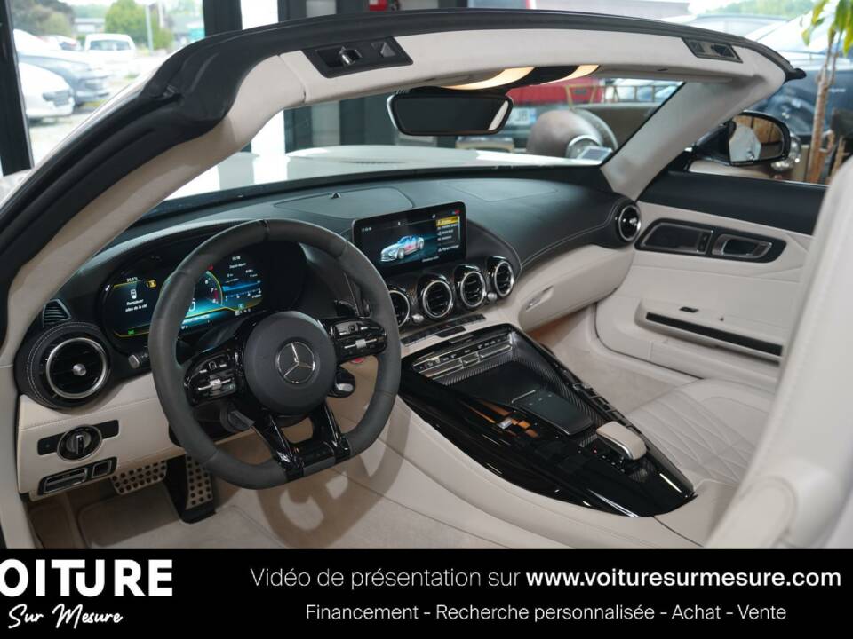 Image 8/44 of Mercedes-AMG GT-R (2021)