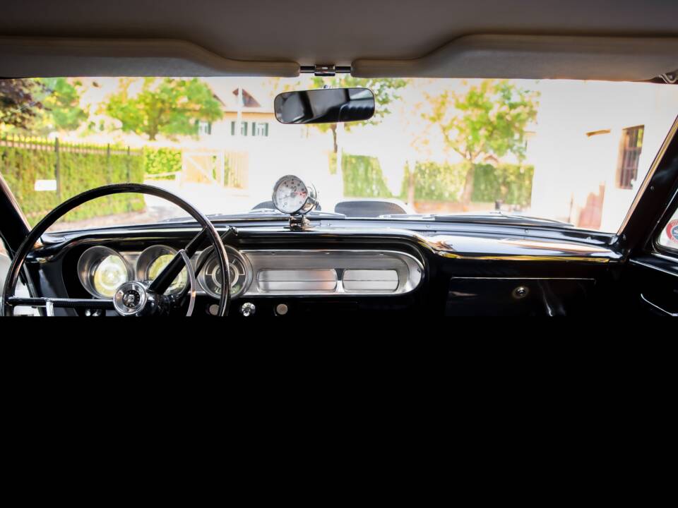 Bild 39/89 von Ford Fairlane 500 (1963)