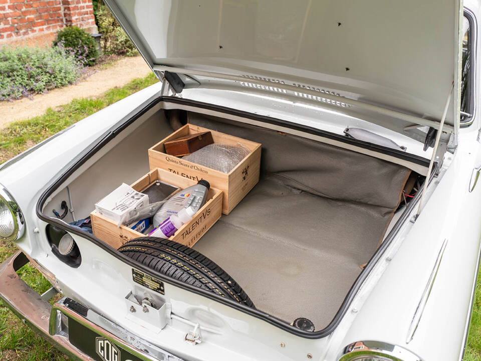 Bild 105/118 von BMW 700 LS Luxus (1965)