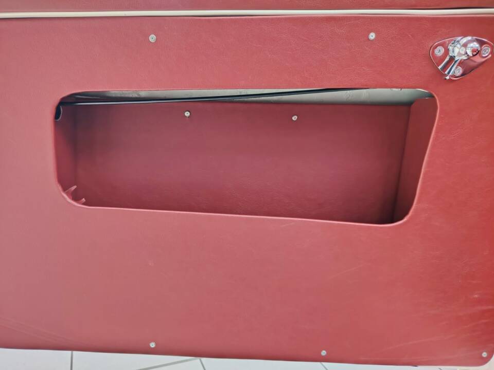 Image 39/59 of MG MGA 1500 (1958)