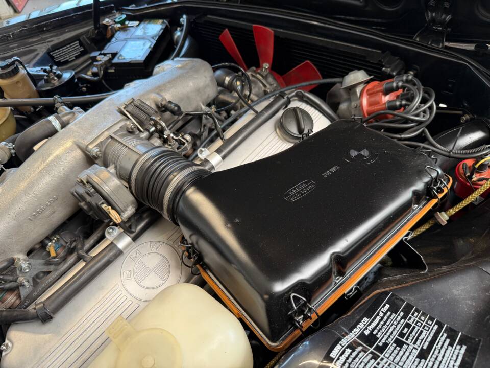 Bild 51/69 von BMW 3,0 CSi (1975)