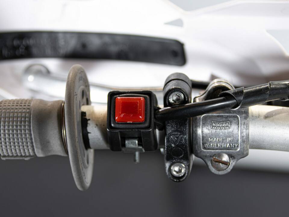 Image 47/50 of Husqvarna WR 250 (1985)