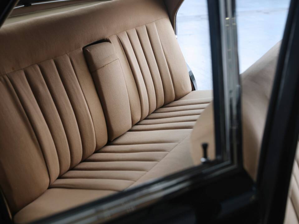 Image 31/50 of Lancia Flavia 1800 (1965)