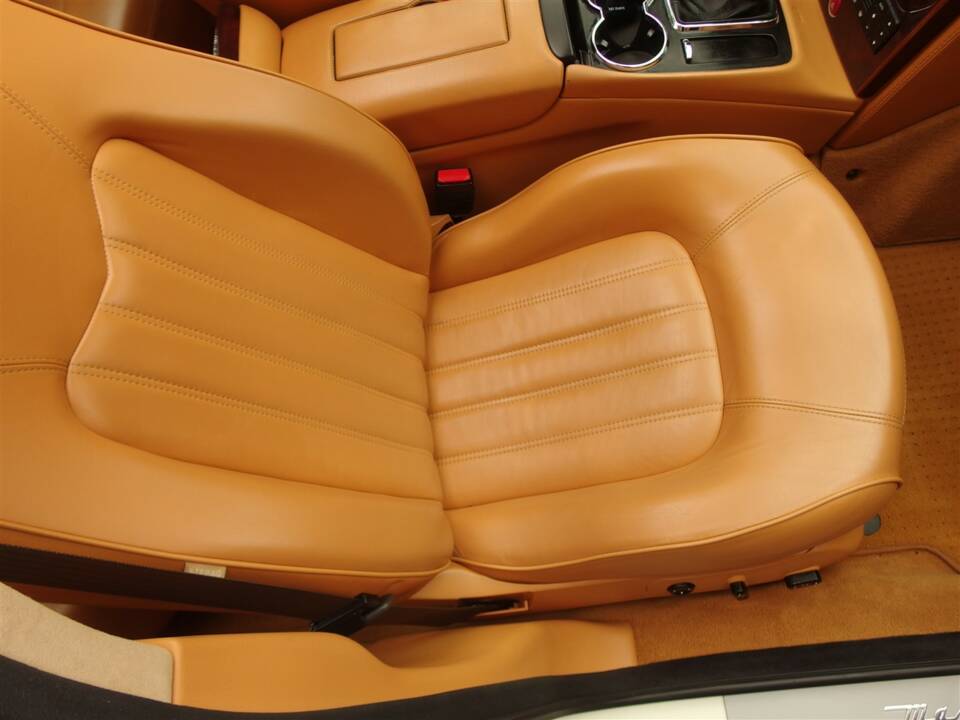 Imagen 58/99 de Maserati Quattroporte 4.2 (2007)