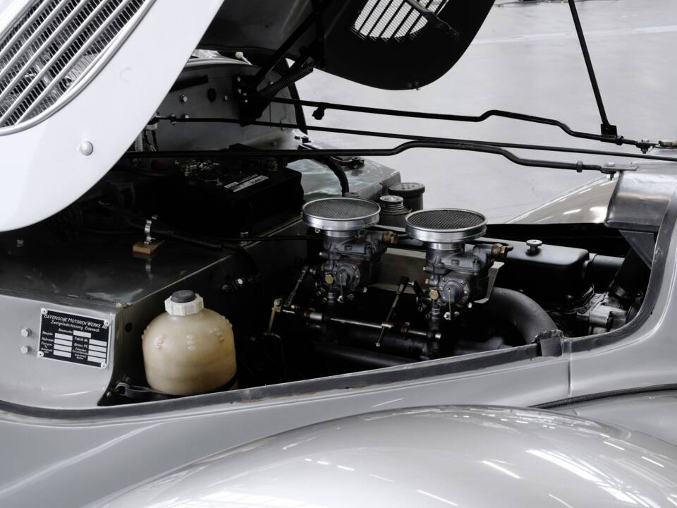 Bild 39/48 von BMW 327 (1940)