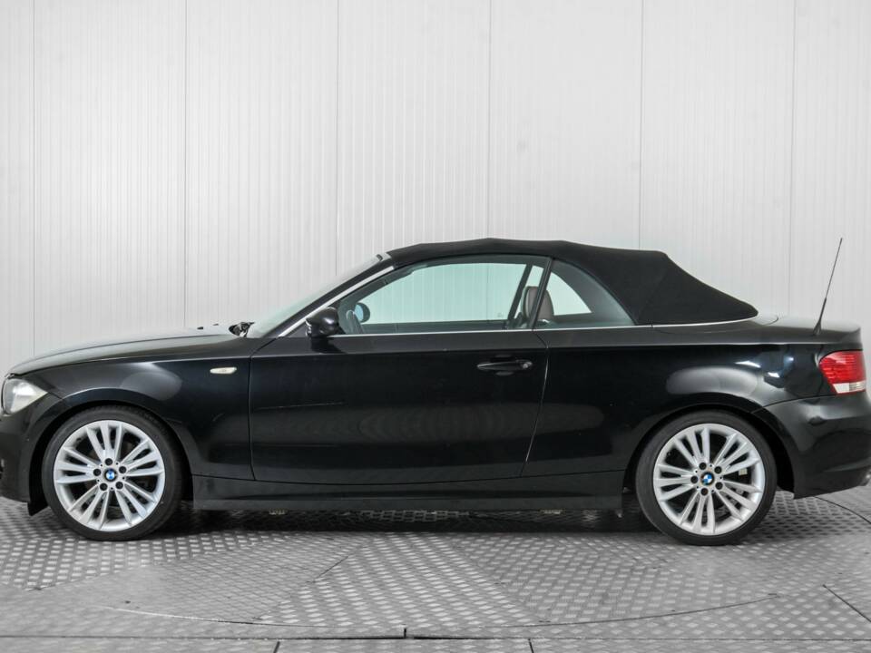 Immagine 9/19 di BMW 120i (2008)