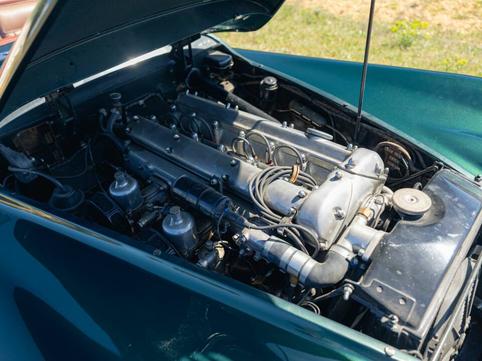 Afbeelding 45/58 van Jaguar XK 120 SE OTS (1954)